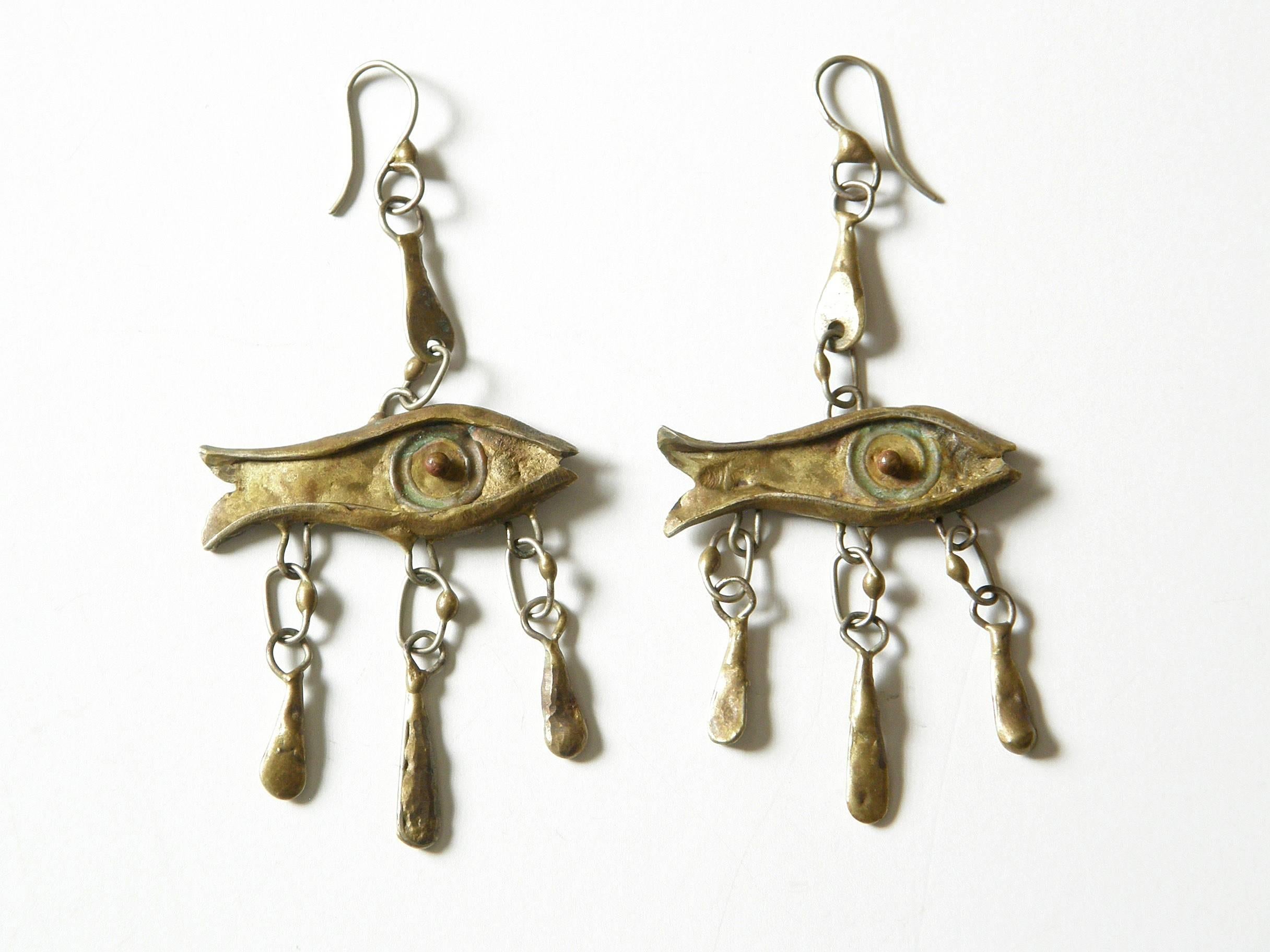 Armando Lozano Ramírez Surrealist Fish Face Necklace and Earrings Set In Good Condition For Sale In Chicago, IL