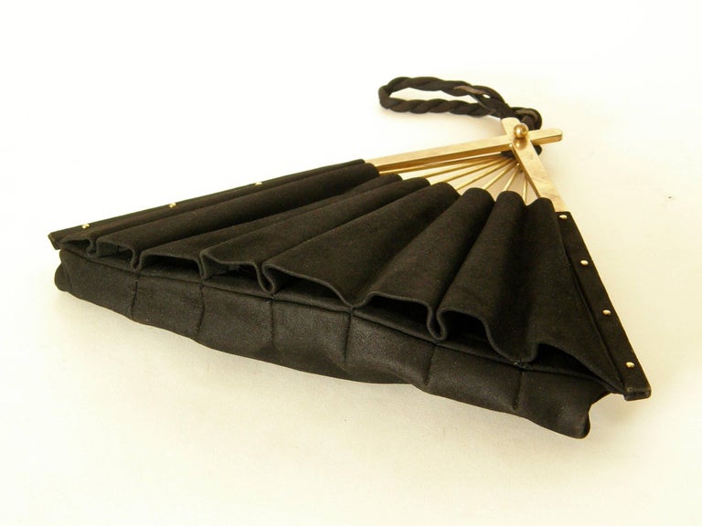 Anne-Marie Black Suede Handbag Shaped Like a Folding Fan For Sale 3
