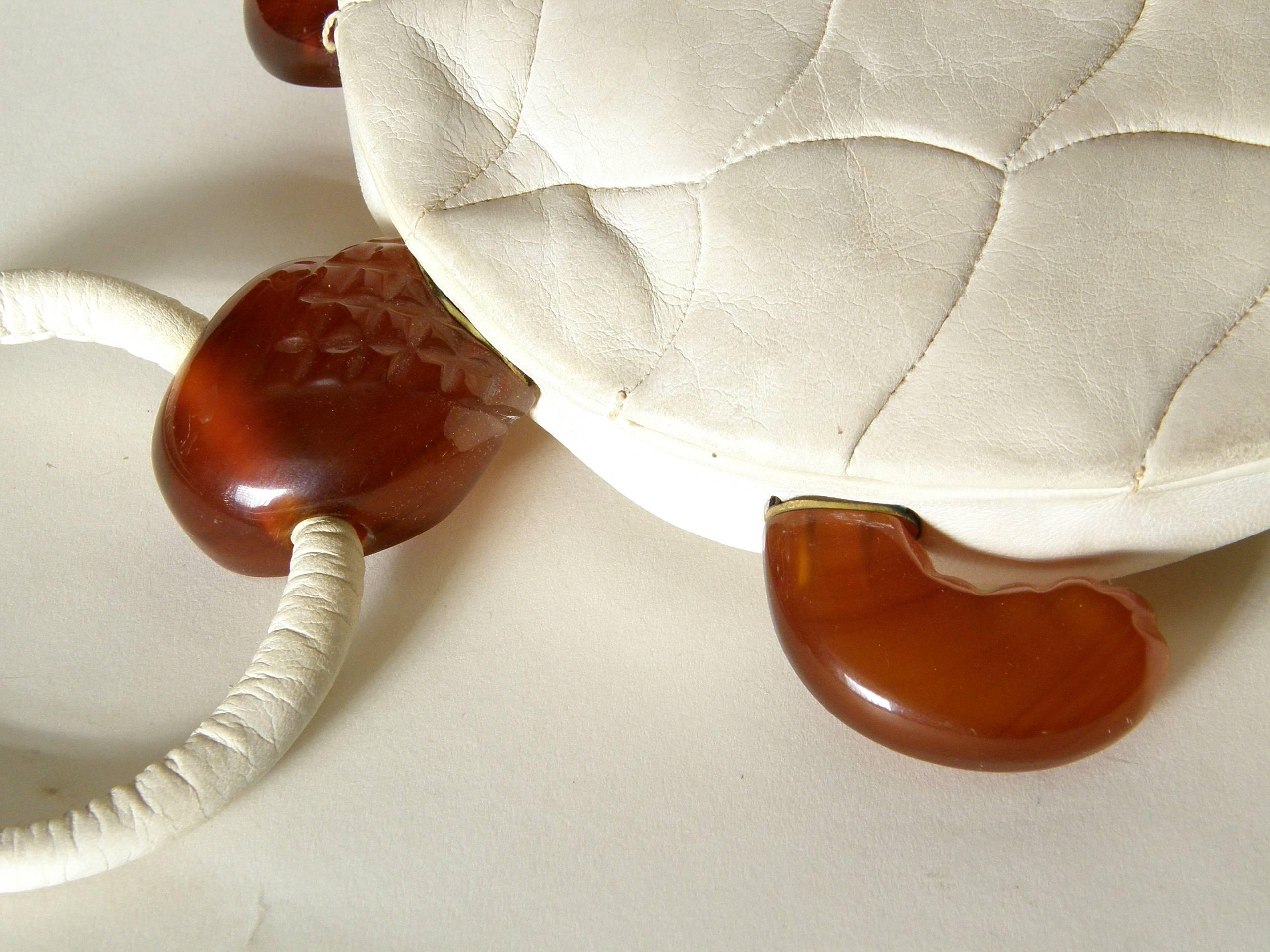 Turtle Shaped Handbag in Cream Leather and Carved Bakelite  1