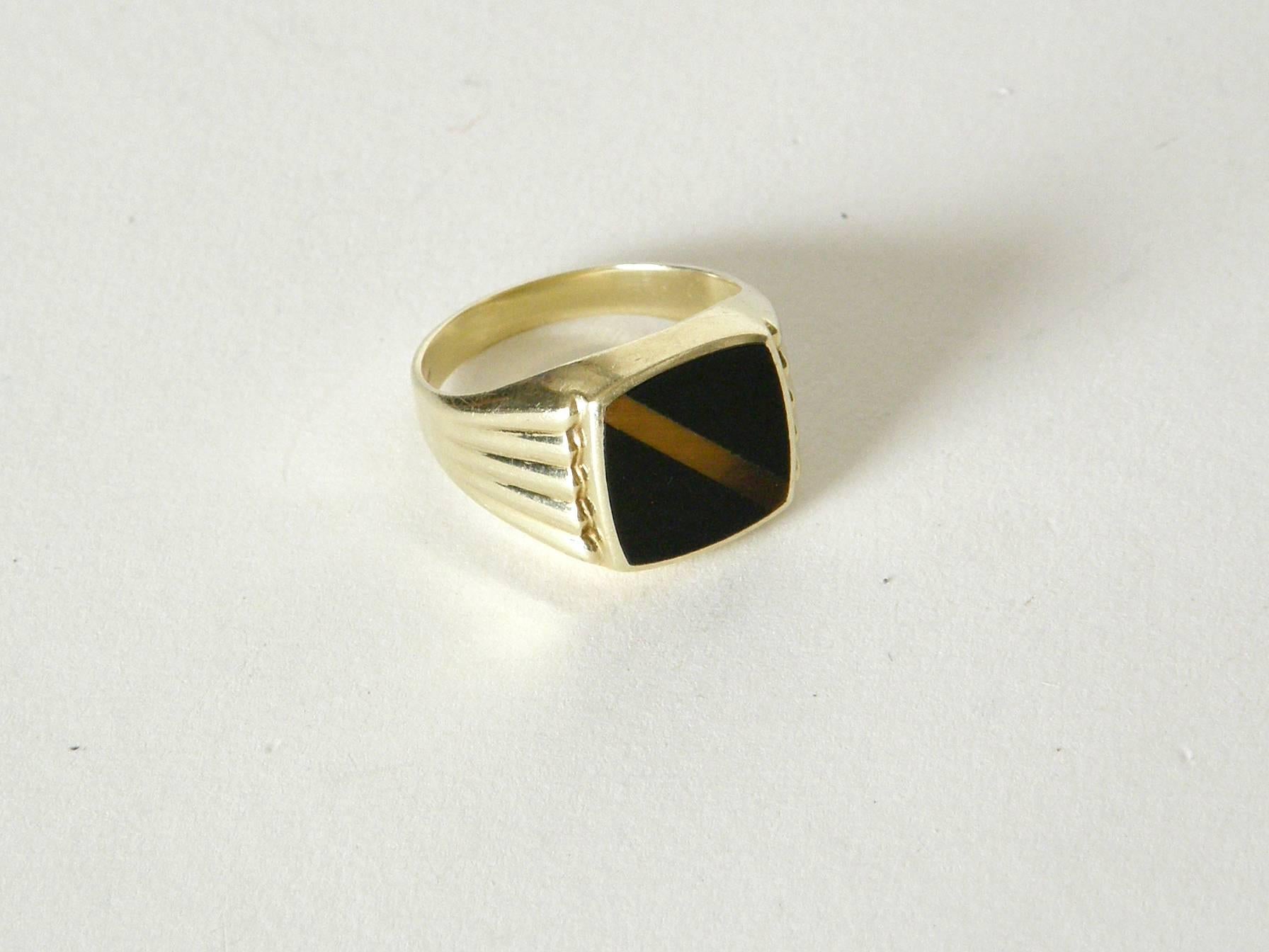 Art Deco 14K Gold Signet Style Ring