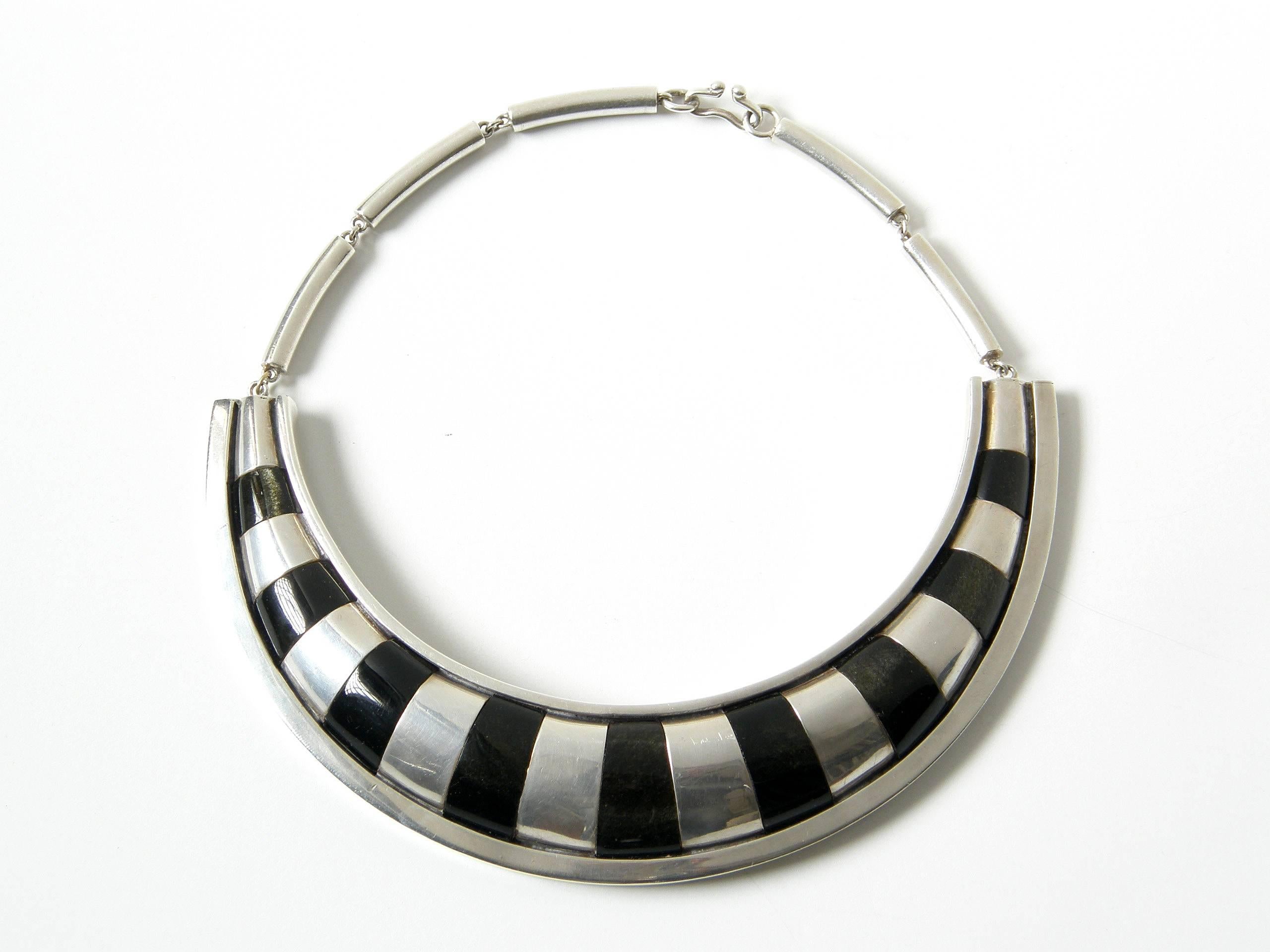 Piedra Y Plata Sterling und Obsidian Parure Halskette Armband und Ohrringe (Modernistisch) im Angebot