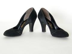 1940s Wolock & Bauer Cowhide and Suede Pumps