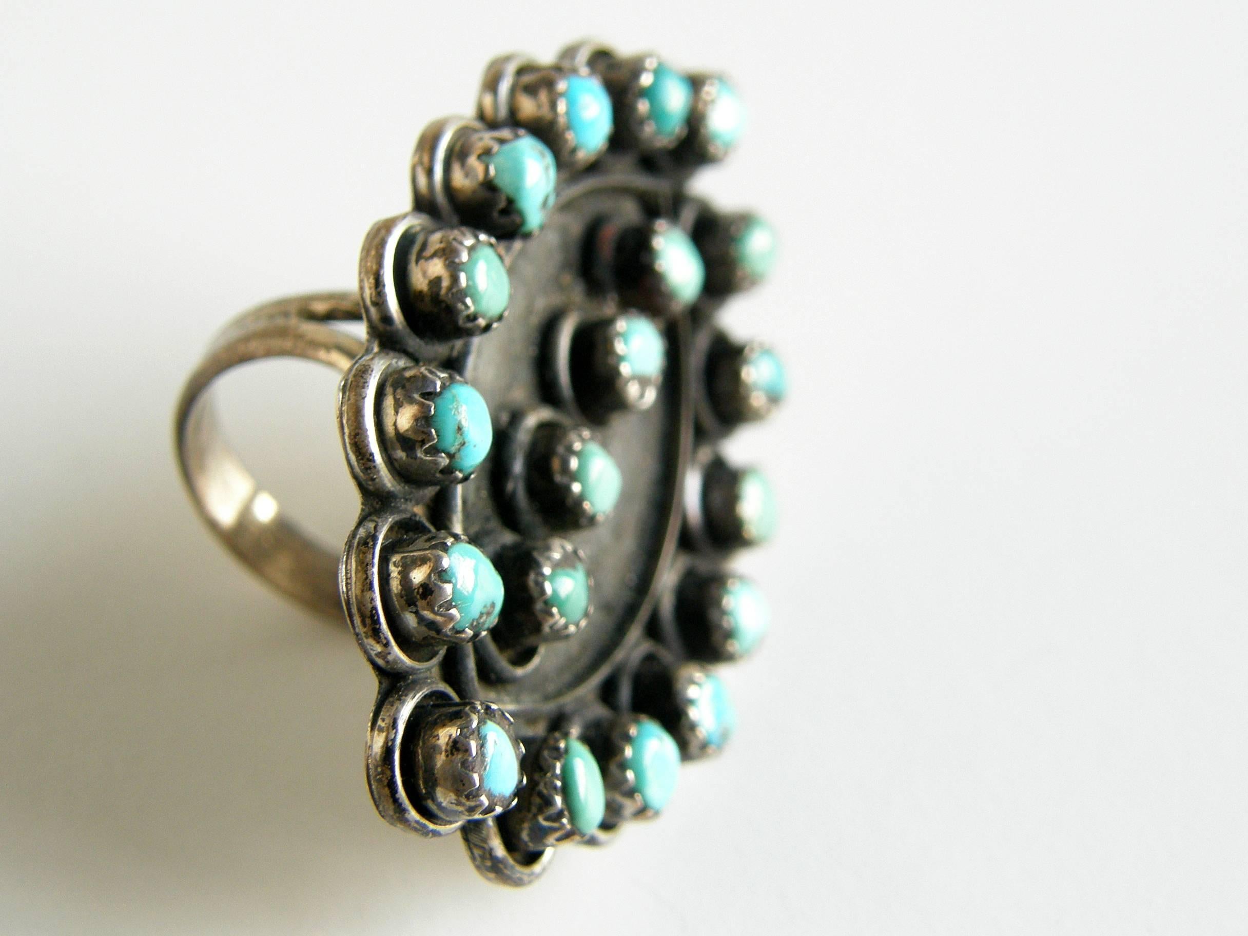 Bague amérindienne petite pointe en argent sterling et turquoise Bon état - En vente à Chicago, IL