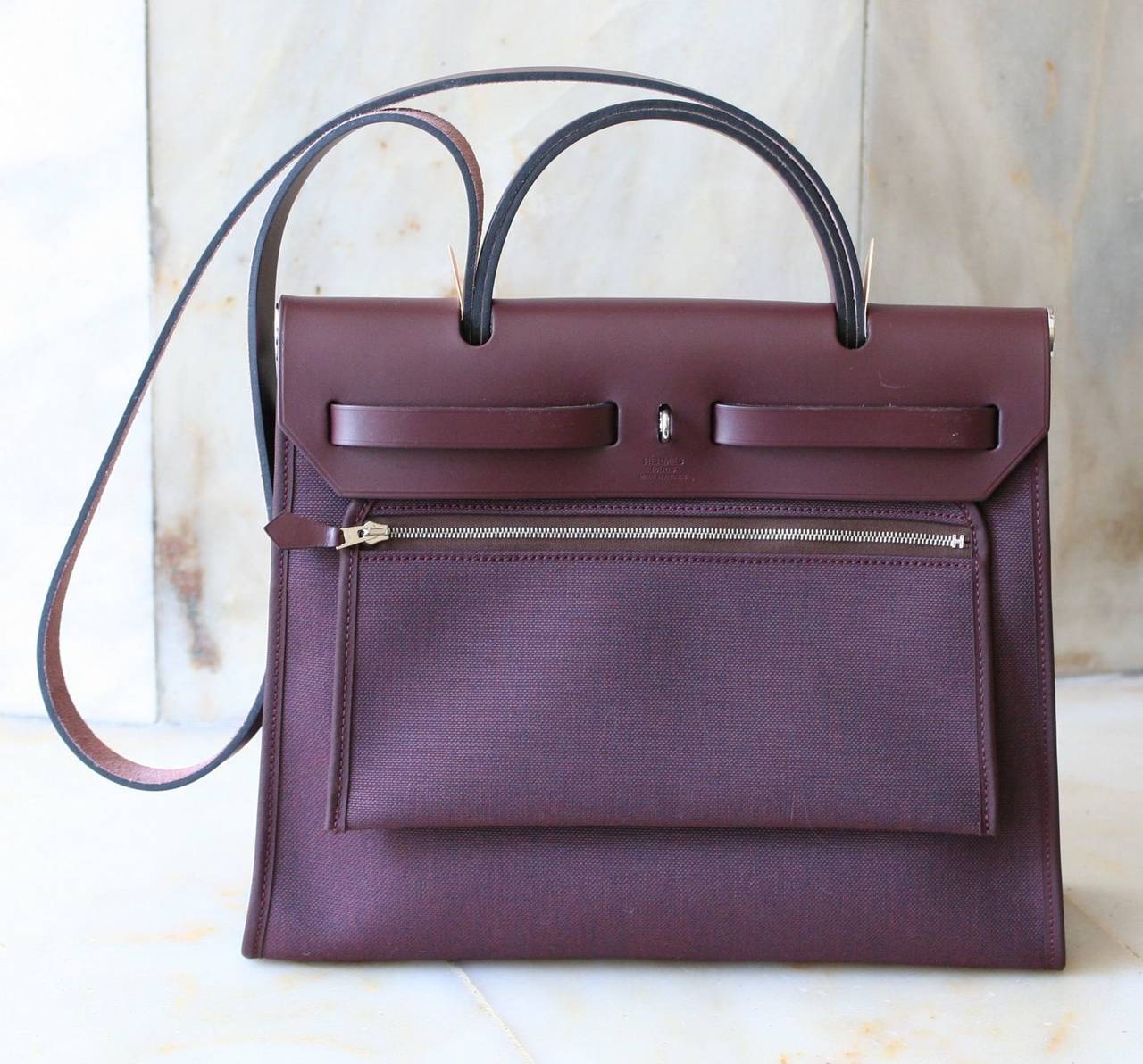 HERMES Herbag 31’ Bag in plum Officer canvas and plum Hunter cowhid at ...