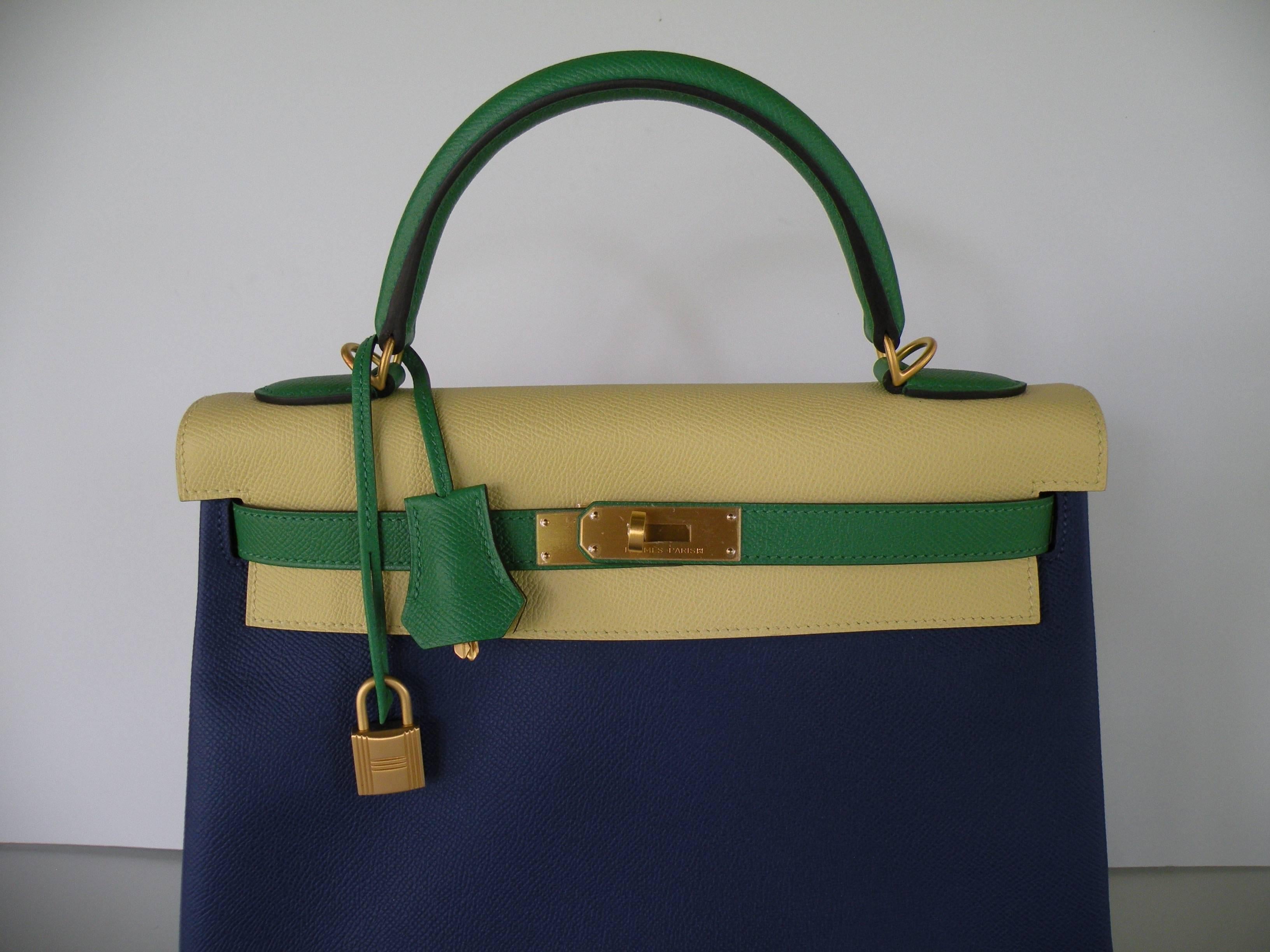 Hermes Kelly 32 Bag Tri Color HSS Bamboo Blue Electric Jaune Poussin Gold In New Condition For Sale In West Chester, PA