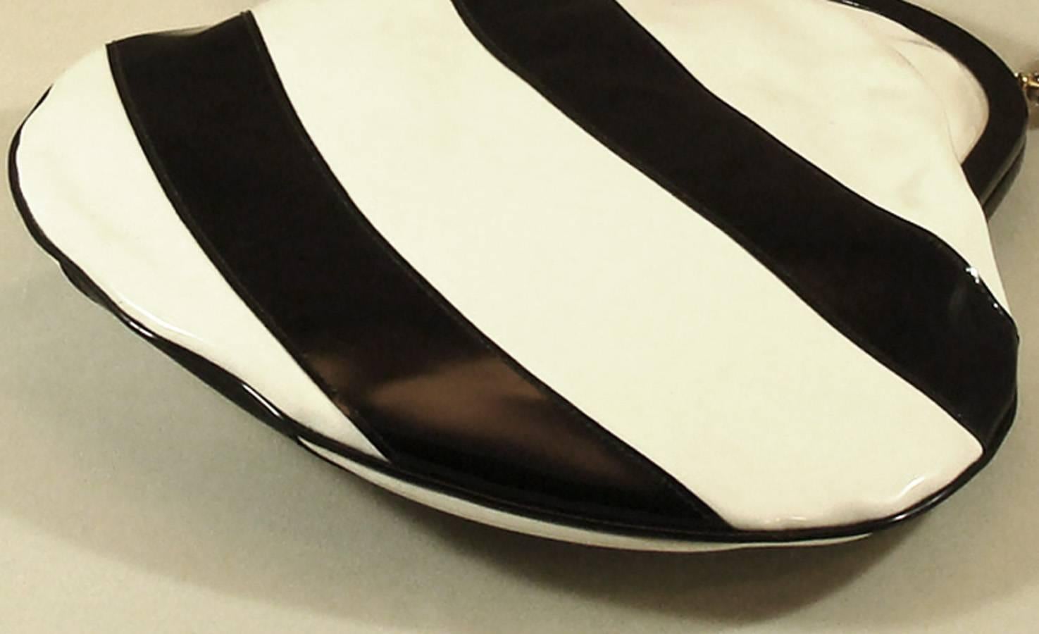 Chic Black and White Patent Shoulder Bag  *ROOMY For Sale 2