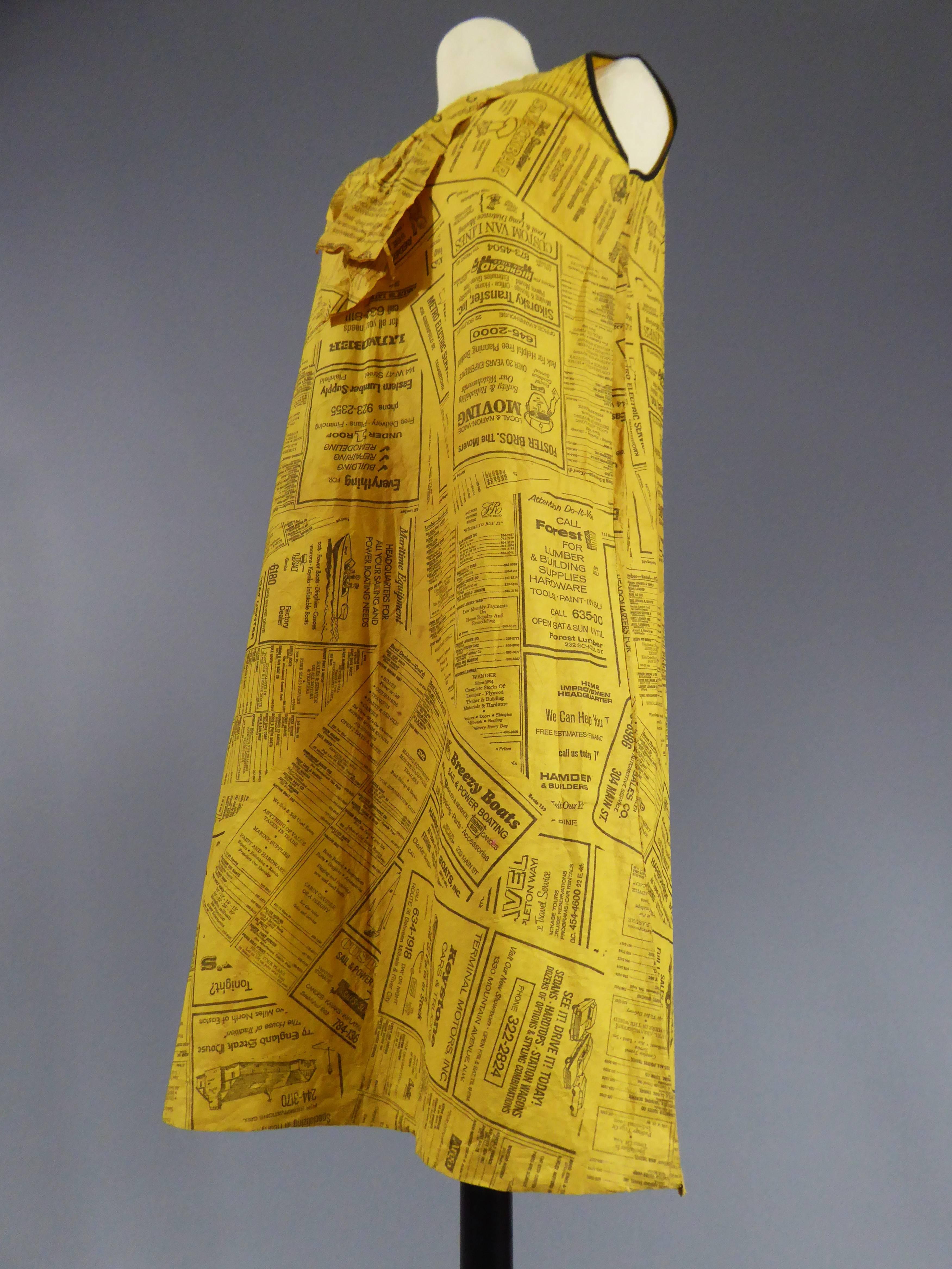 Mars of Asheville N.C. Paper Dress - USA Circa 1965 For Sale 1