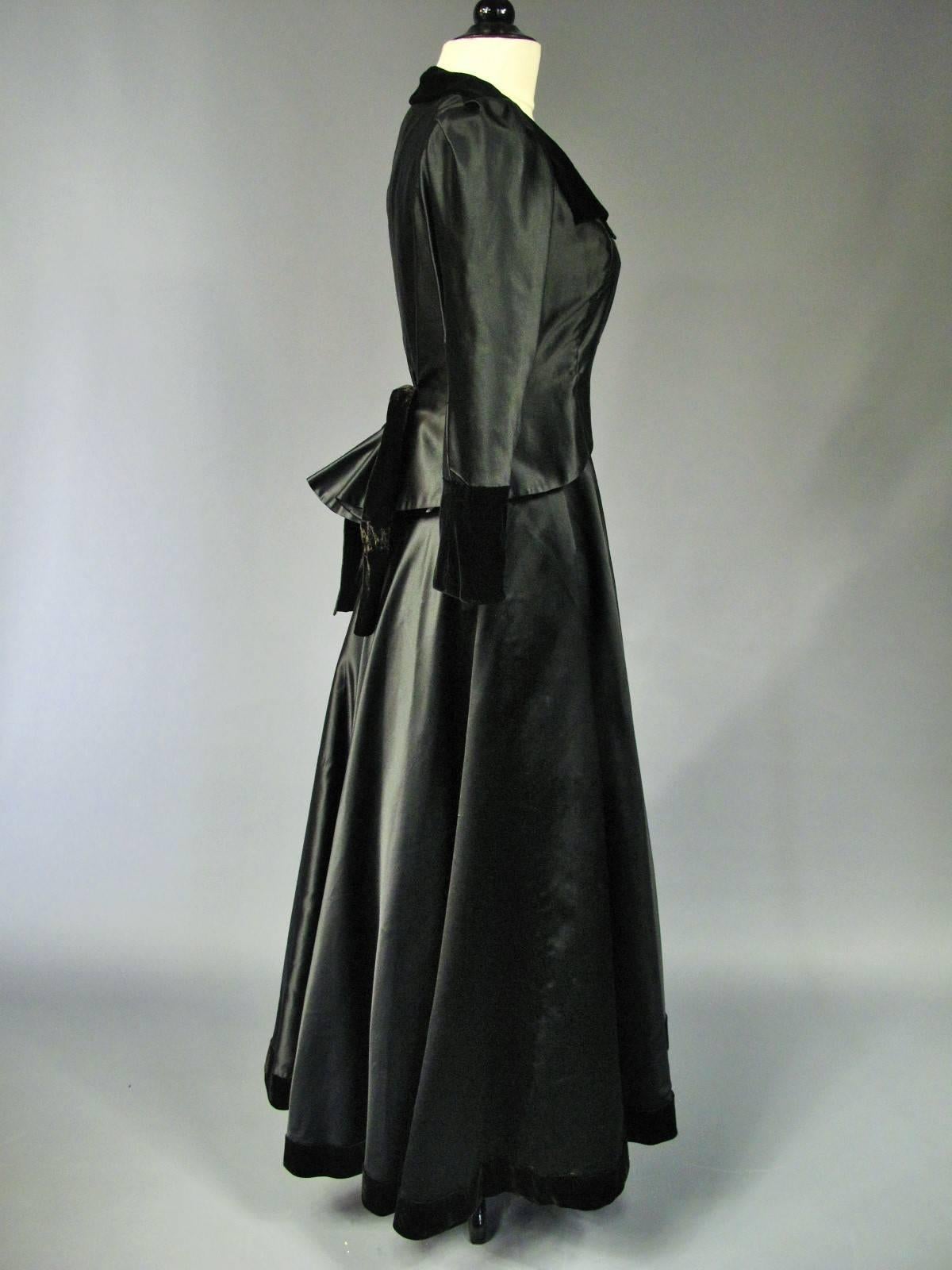 Maggy Rouff - Robe de soirée haute couture en satin noir et velours, circa 1935 Bon état - En vente à Toulon, FR