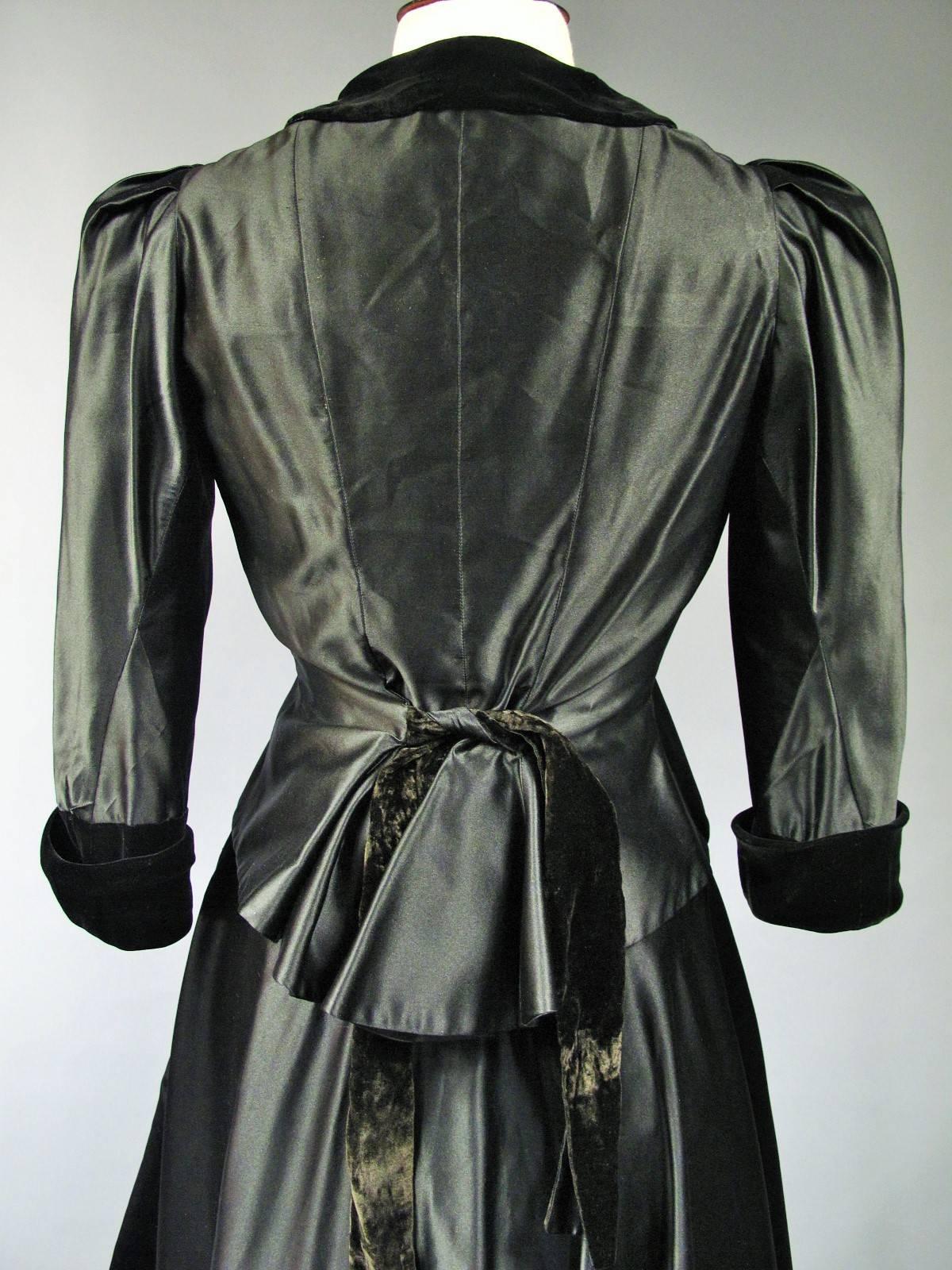 Maggy Rouff - Robe de soirée haute couture en satin noir et velours, circa 1935 en vente 2