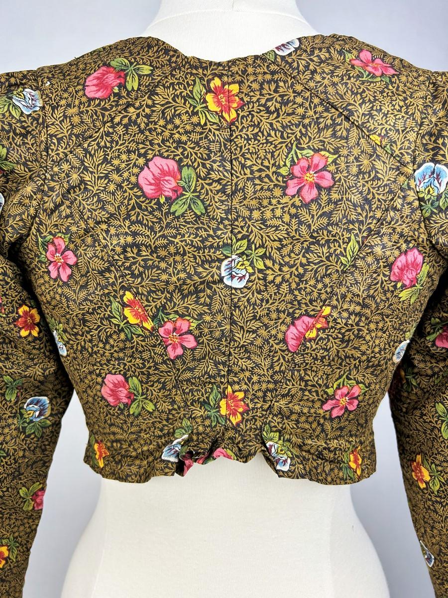 Un caraco chintz Bonnes Herbes de fabricación Jouy - Provenza Circa 1790 en Bueno estado para la venta en Toulon, FR