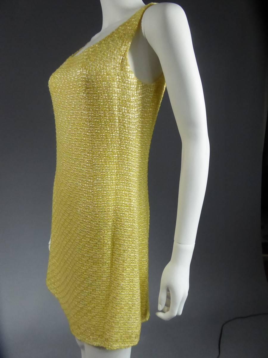  A Versace Yellow Dress and Jacket, Circa 1990 In Good Condition For Sale In Toulon, FR