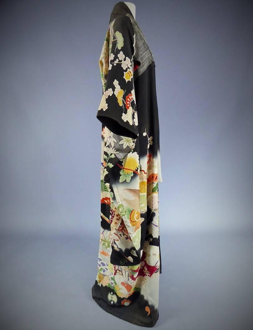 Japanese Furisode Kimono Of Ceremony Circa 1930 In Excellent Condition In Toulon, FR