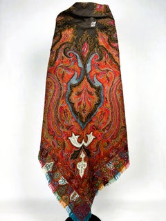 Chal Kani vintage de Cachemira, de alrededor de 1880, con bordados en negro y turquesa