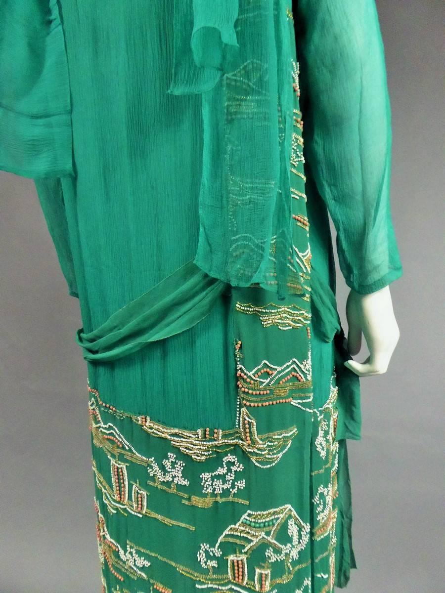 Japanisches besticktes Haute Couture-Kleid aus Seidenkrepp im japanischen Art-déco-Stil Frankreich, um 1925 im Angebot 5