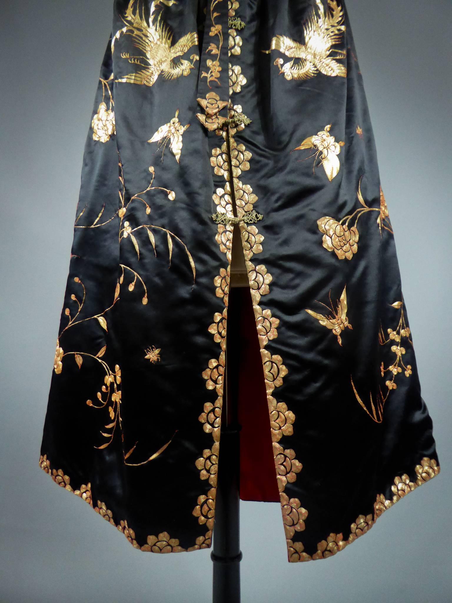 Art Deco gold embroidered satin ball cape China For Europe, circa 1925 4