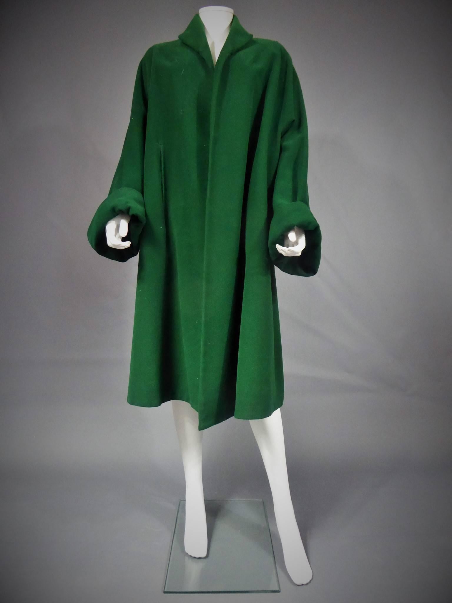 Black Bruyère Haute Couture Numbered 20650 - Circa 1955-1960