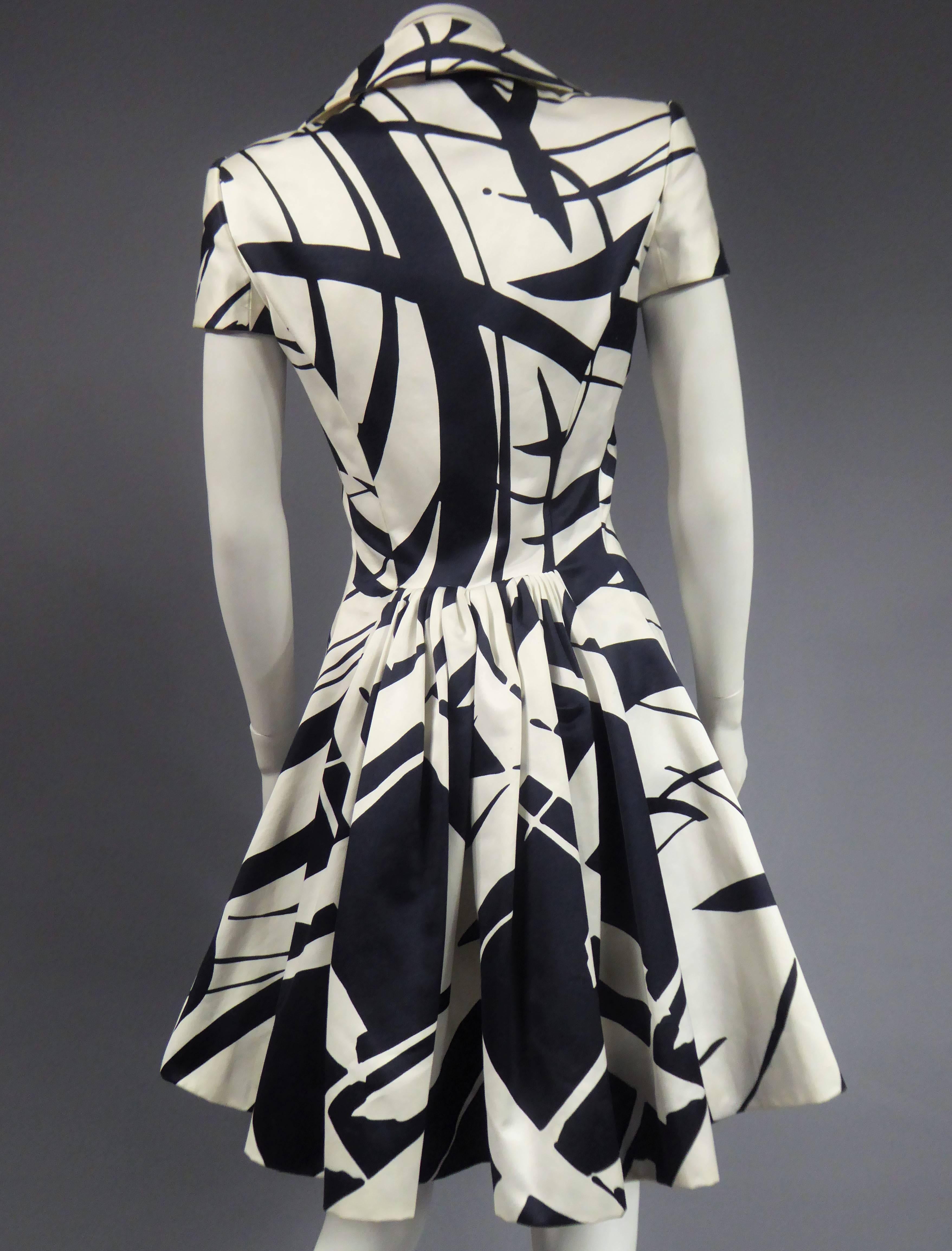 A Ted Lapidus by Olivier Lapidus Couture Dress, French Circa 1990  In Good Condition For Sale In Toulon, FR