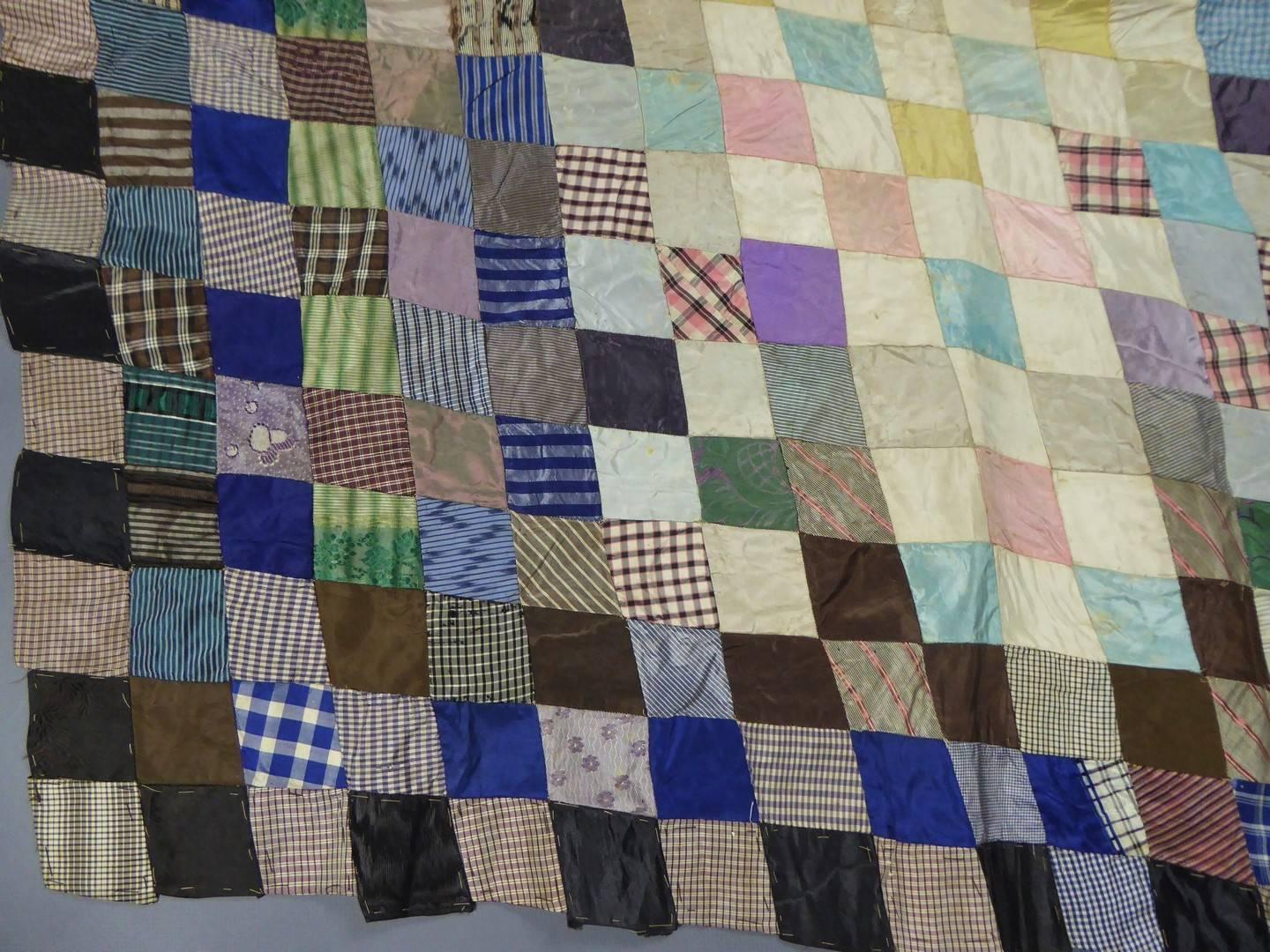 Patchwork Silk and Paper, 19th Century Canada im Zustand „Gut“ in Toulon, FR