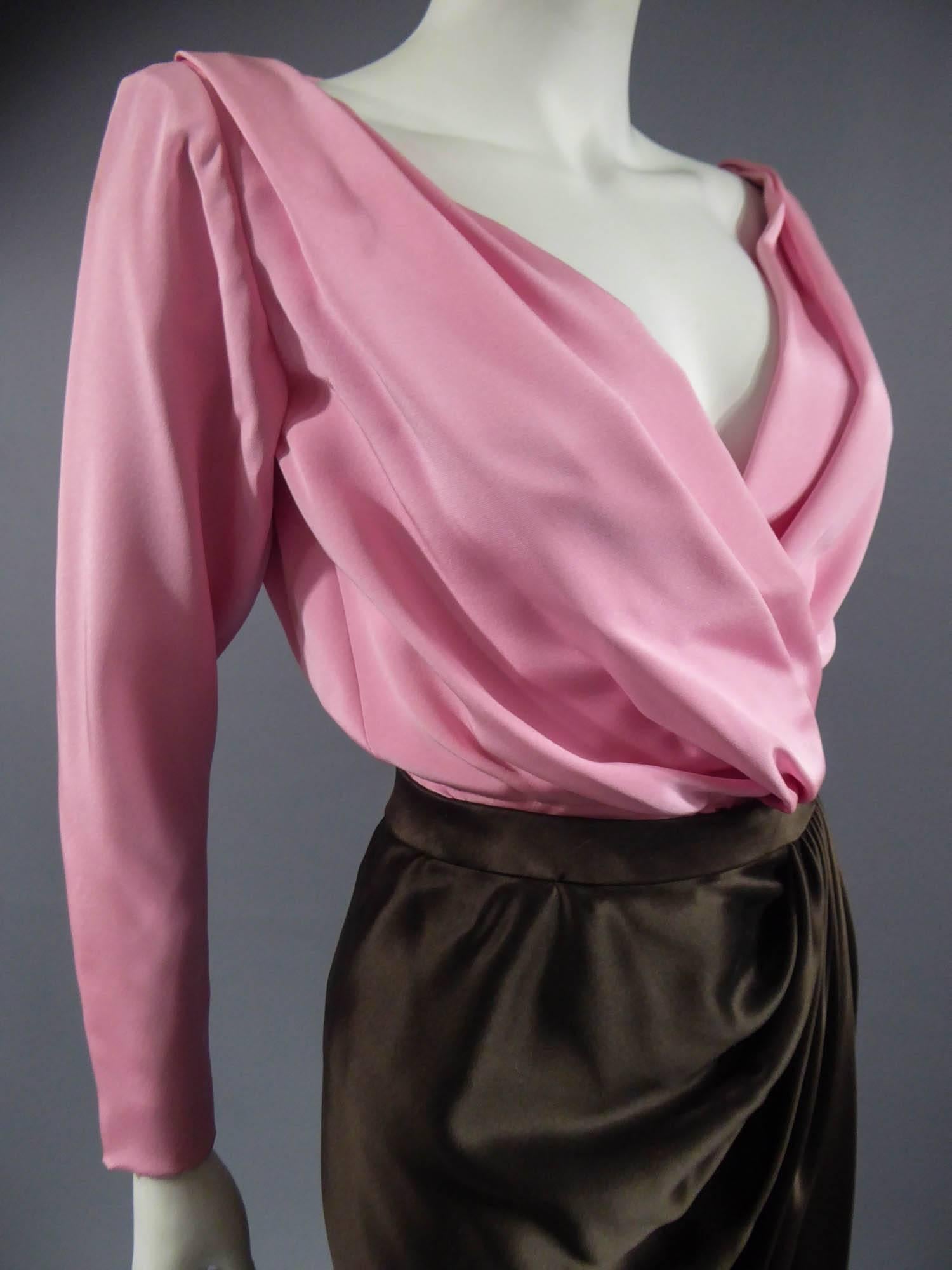 Noir Ensemble de soirée Yves Saint Laurent Couture numéroté 65123, vers 1989 en vente