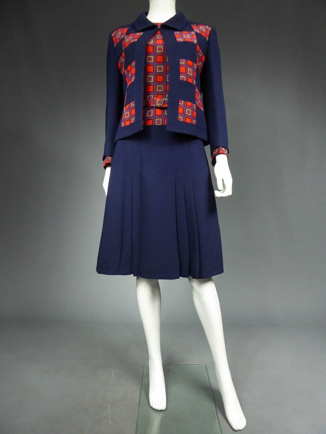 A French Couture dress and jacket in Pierre Balmain style - Circa 1972 For Sale 5