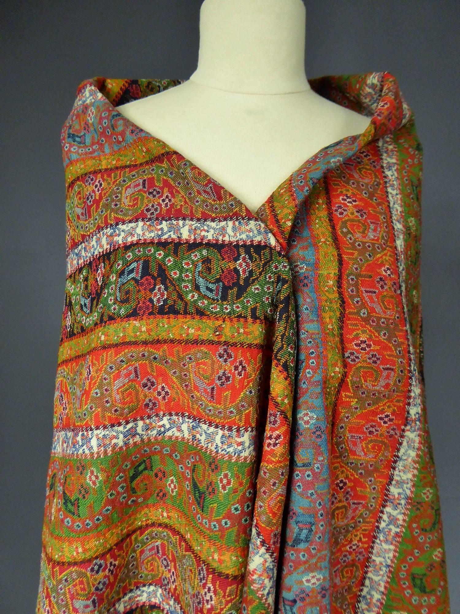 Twill weave striped kashmir shawl  - India or Persia 19th century 7
