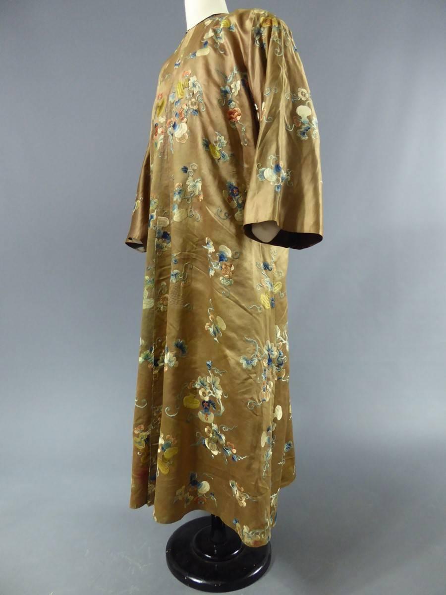 Women's or Men's Chinese Embroidered Satin Banyan or Dressing gown 18th century