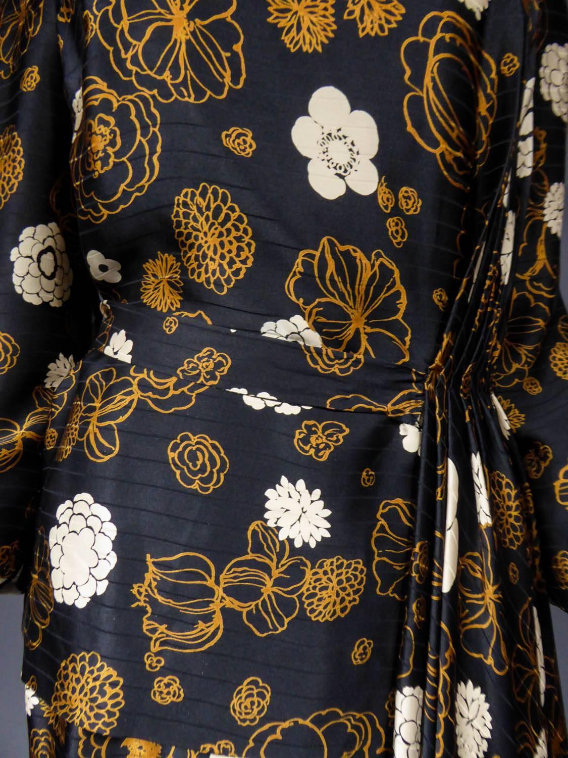 A French Grès Couture two pieces Printed silk Dress, Circa 1980 2