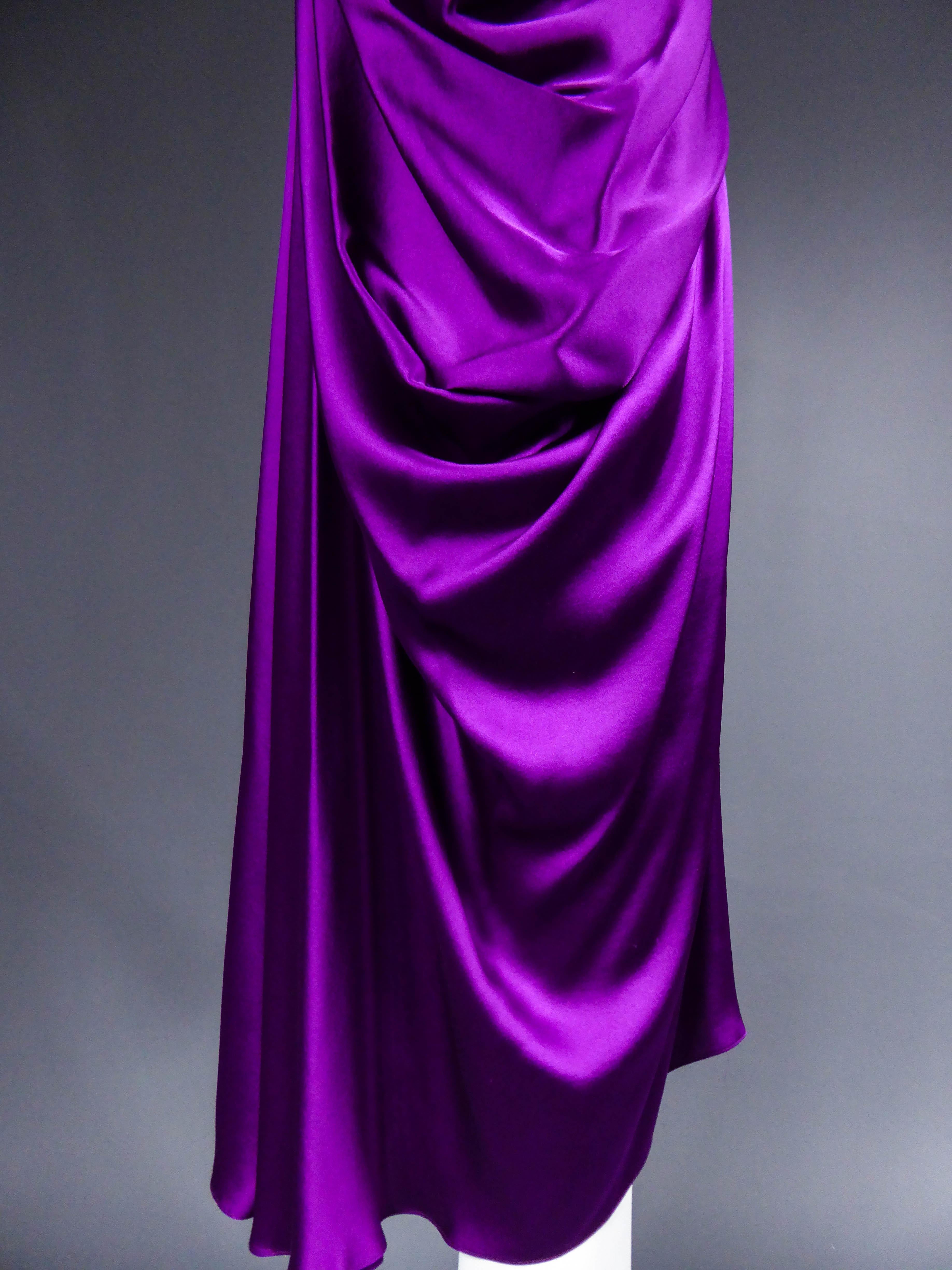 Yves Saint Laurent Satin Dress by Stefano Pilati, 2008 Collection  In Good Condition For Sale In Toulon, FR