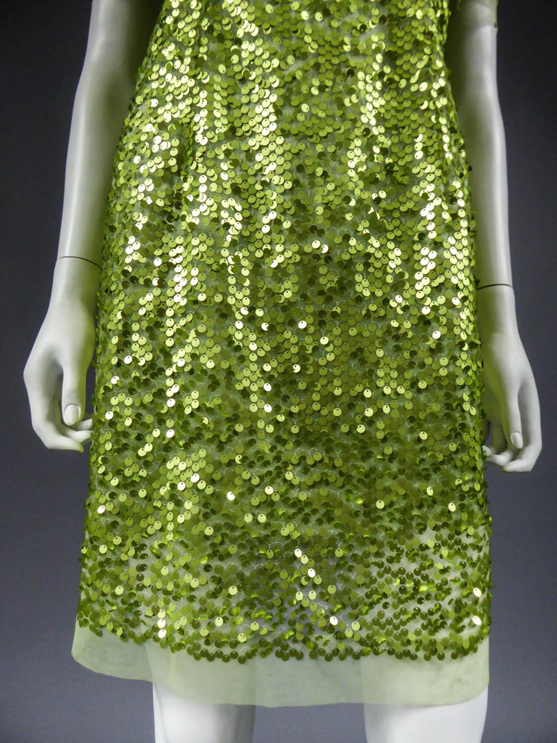 Französisches Couture Abendkleid mit Pailletten bestickt, ca. 1990 Damen im Angebot