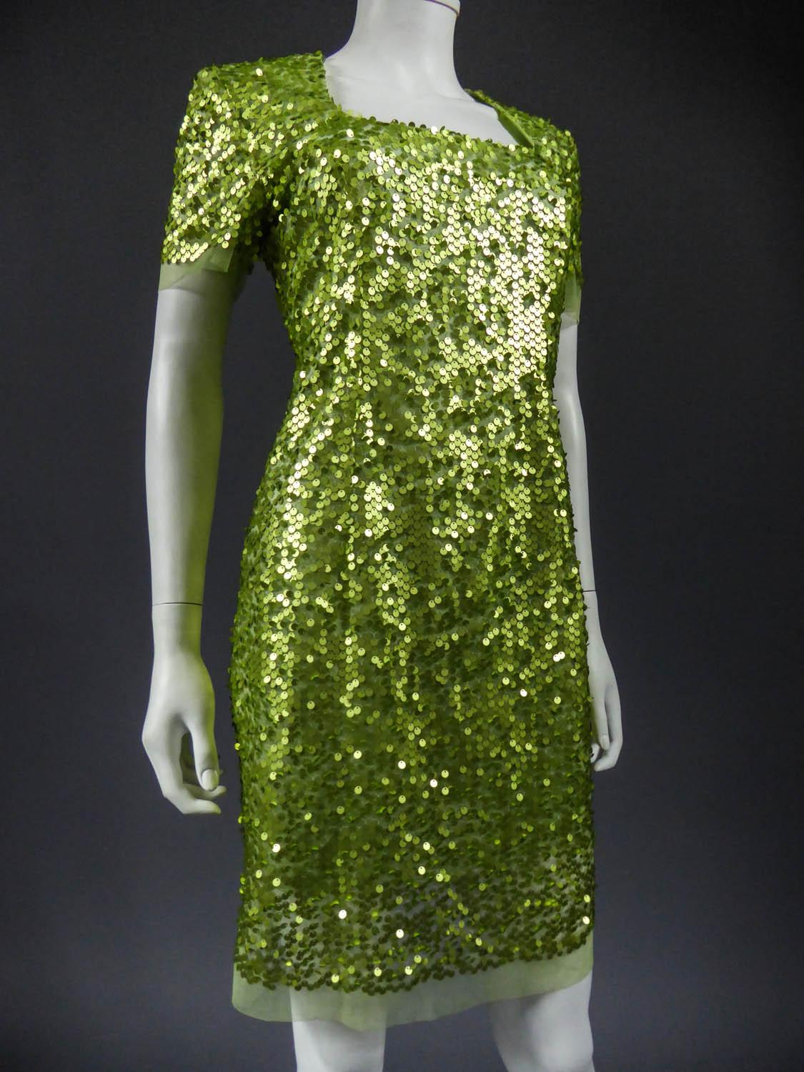 Französisches Couture Abendkleid mit Pailletten bestickt, ca. 1990 im Angebot 1
