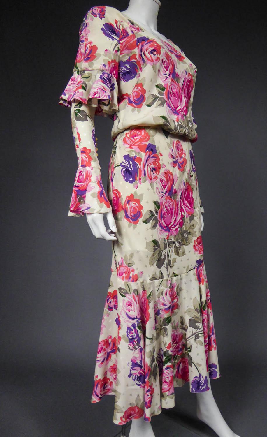 A Jeanne Lanvin Couture Printed Silk Dress with Matched Cuffs, Circa 1985  For Sale 2