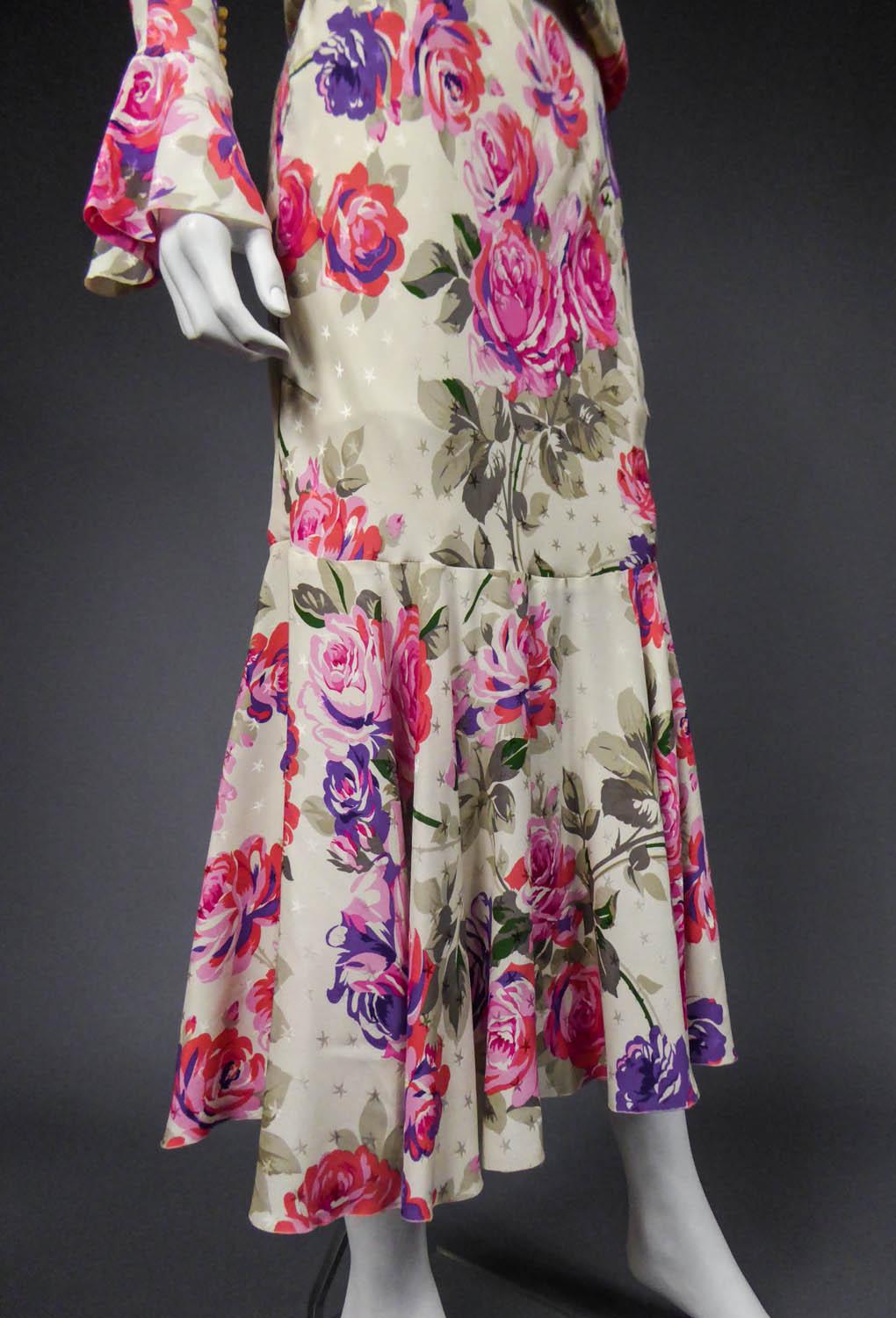 A Jeanne Lanvin Couture Printed Silk Dress with Matched Cuffs, Circa 1985  For Sale 4
