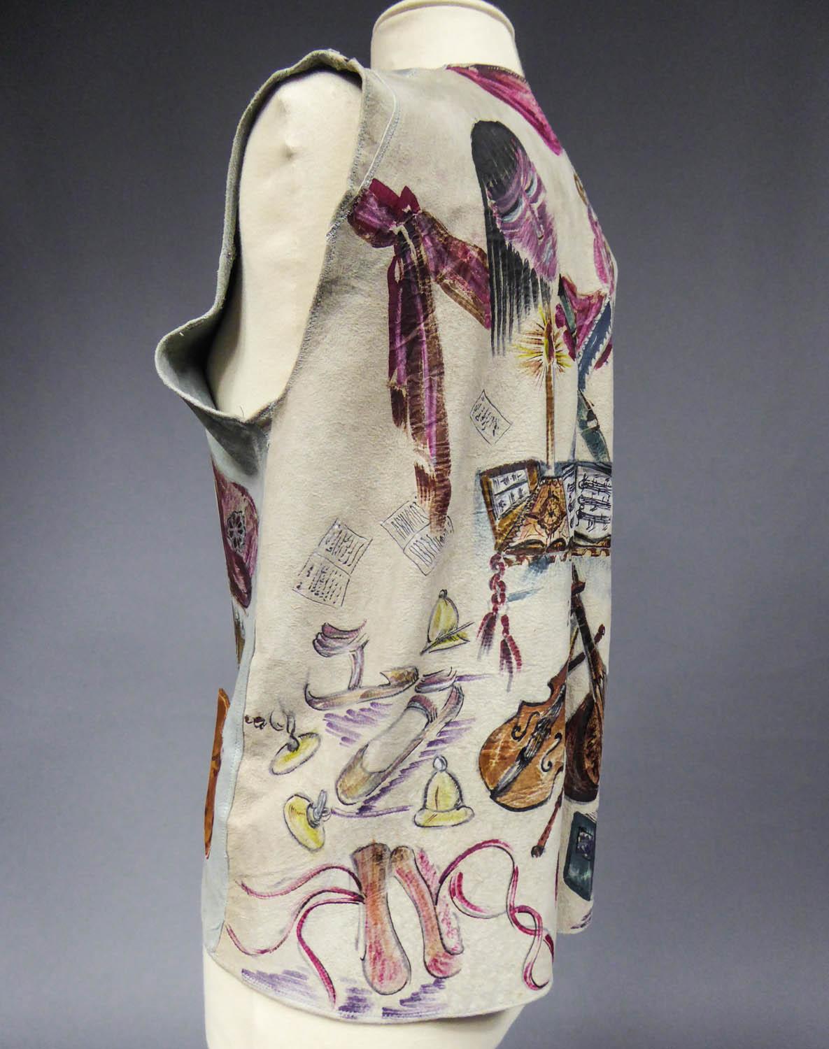 Bolero waistcoat in suede possibly painted by René Gruau -French Circa 1940-1950 For Sale 6