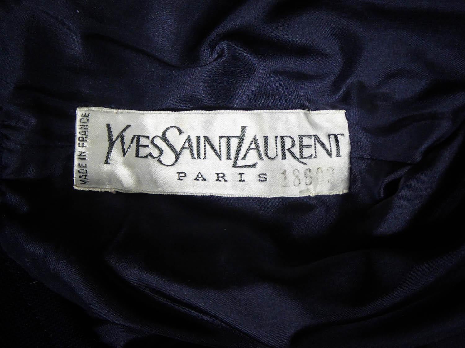 Ein Yves Saint Laurent Couture- Mieder mit Nummer 18603, 1967 Kollektion  (Schwarz)
