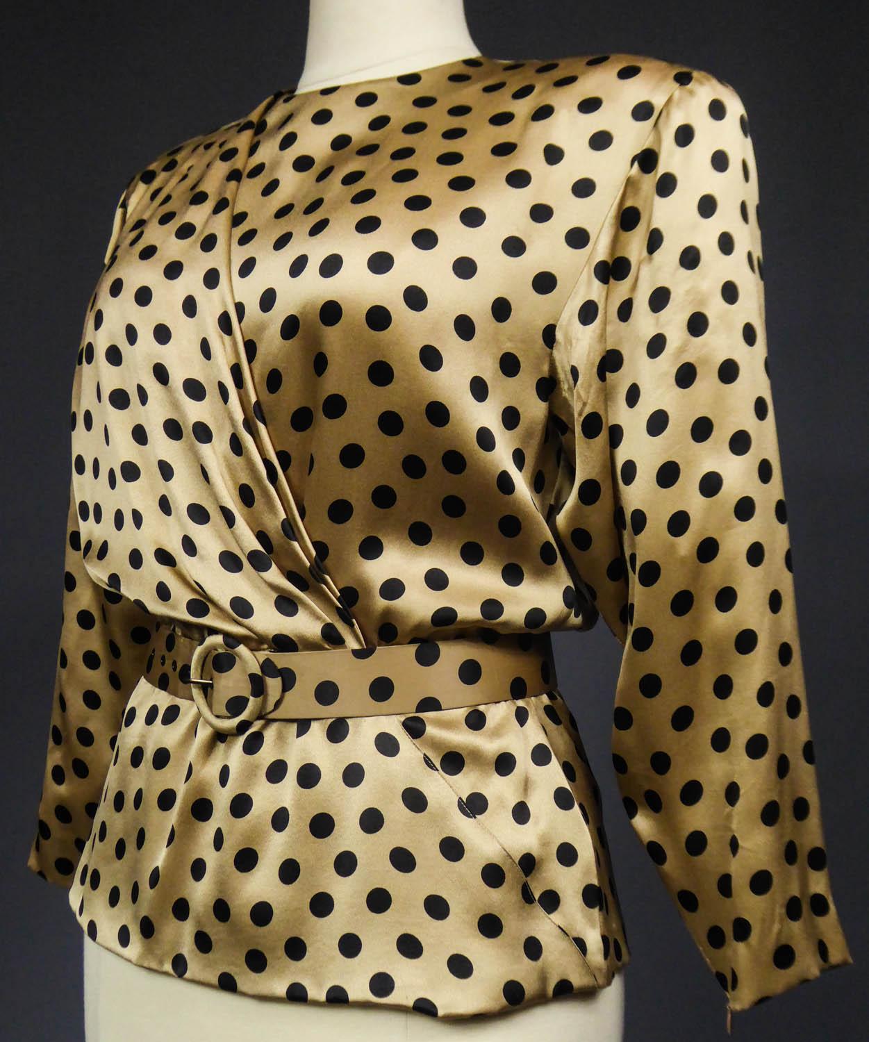 Jean Louis Scherrer Französische Couture-Bluse, ca. 1985 (Braun) im Angebot