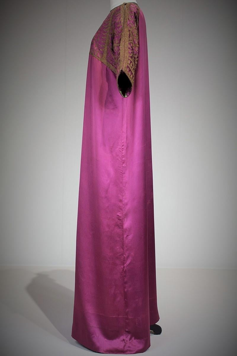 A Babani French Couture Orientalist Kaftan/Satin Evening Dress Circa 1930 In Excellent Condition In Toulon, FR
