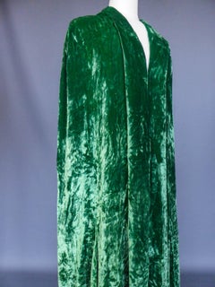 Jean Patou Velvet Evening cape, Circa 1935