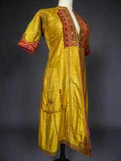 Yellow gold silk coat and embroidery - Afghanistan early 20th century