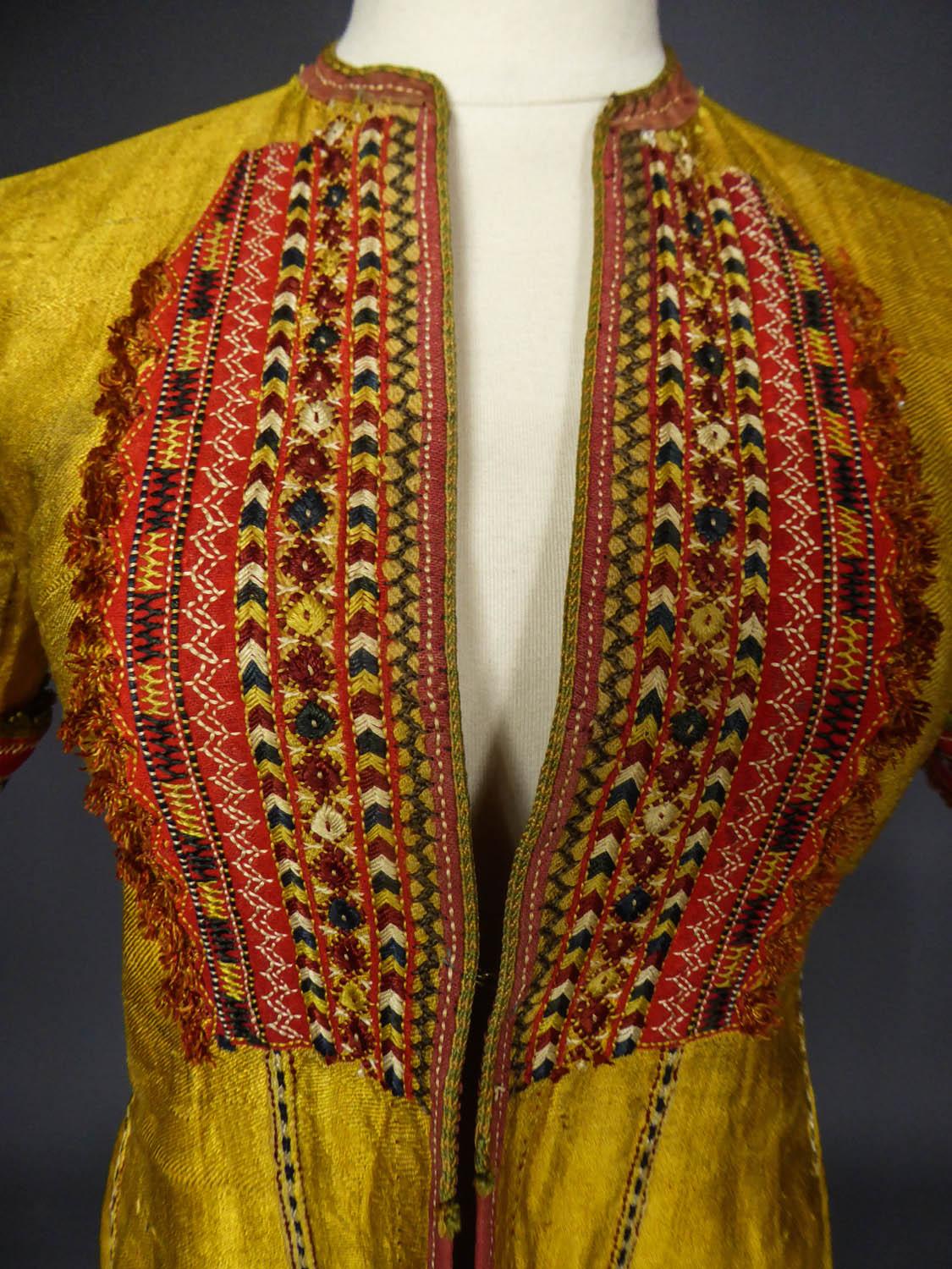Women's Yellow gold silk coat and embroidery - Afghanistan early 20th century
