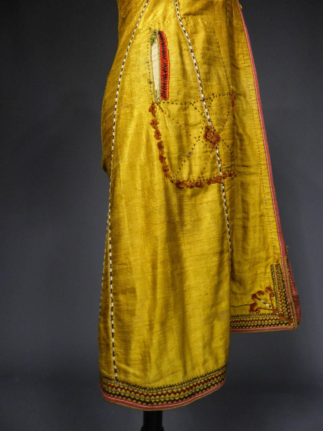 Yellow gold silk coat and embroidery - Afghanistan early 20th century 6