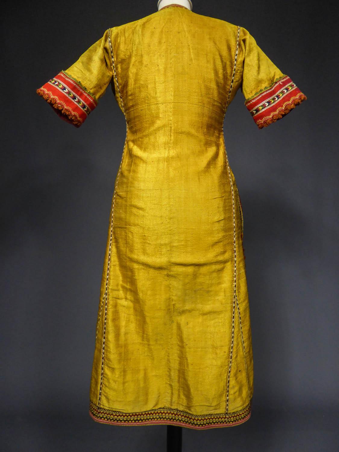 Yellow gold silk coat and embroidery - Afghanistan early 20th century 7