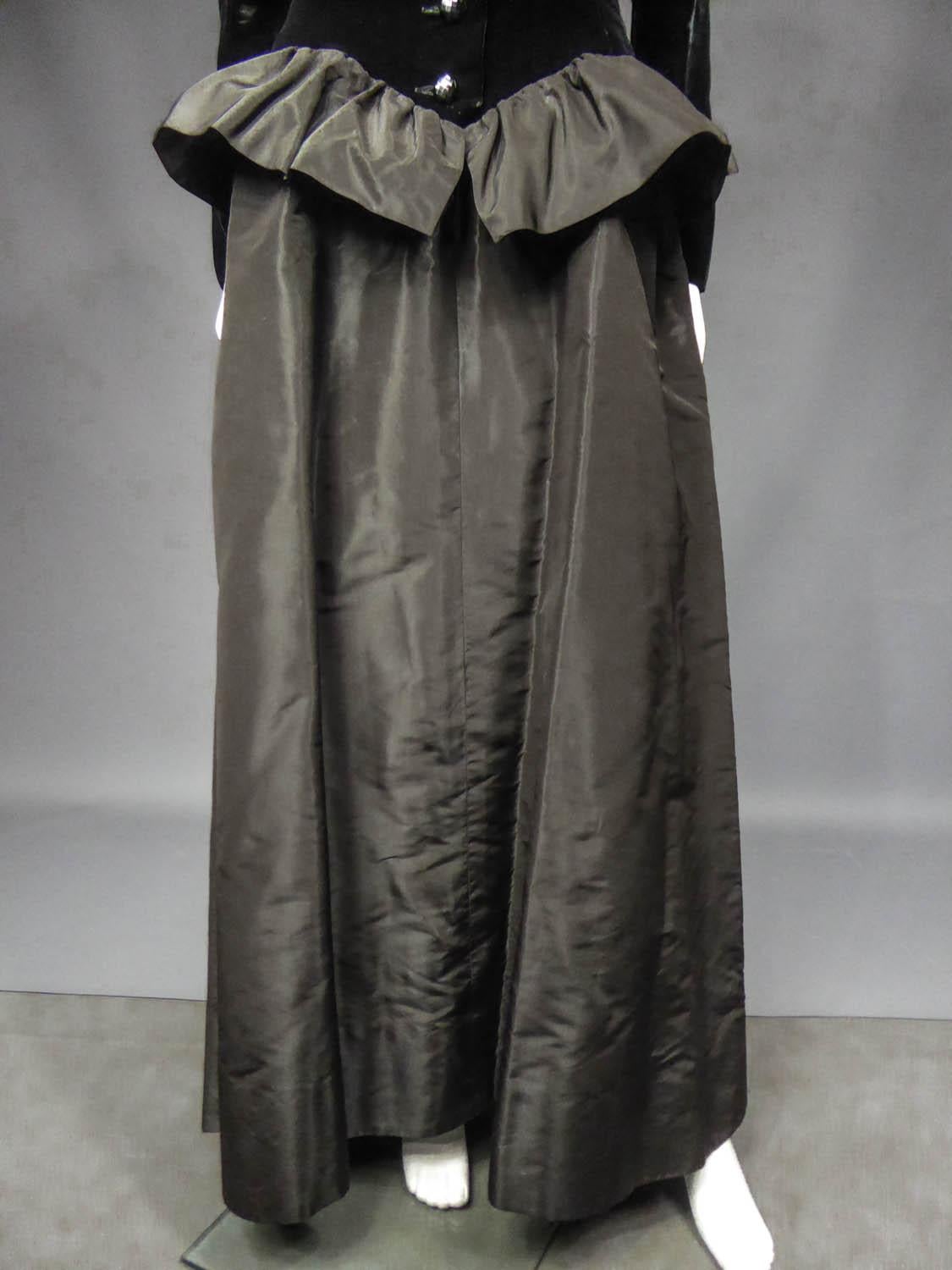 A Givenchy Couture Velvet and Taffeta Evening Dress - French Circa 1980  For Sale 3