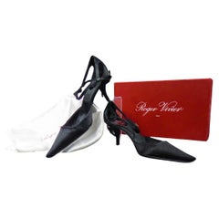 Un paio di scarpe con tacco da sera di Roger Vivier, circa 2000