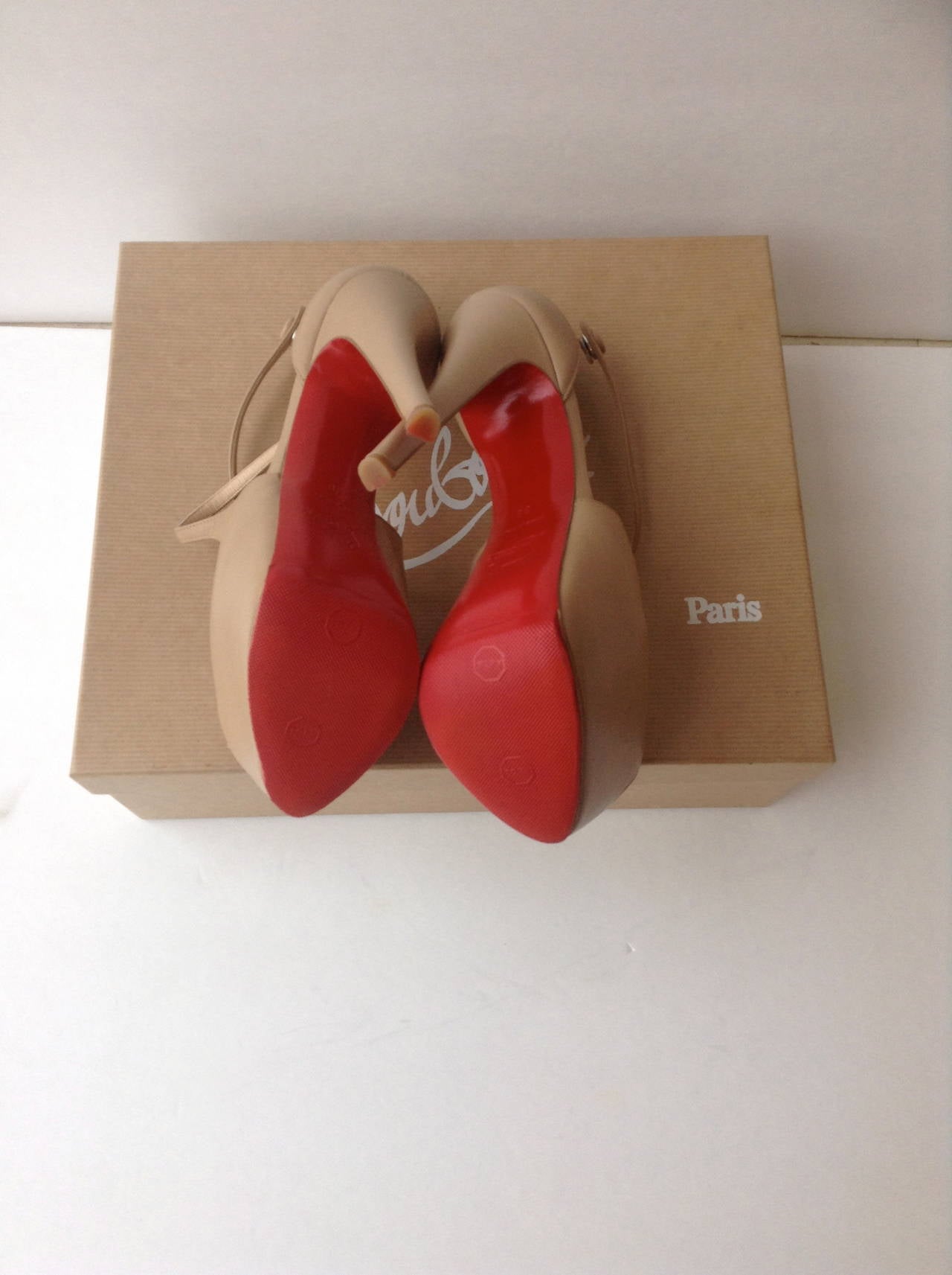 Christian Louboutin Exagona 160 mm Nude Criss Cross Heel Damen