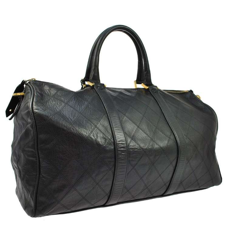 1989 Chanel Quilted Lambskin Duffle/Weekender In Excellent Condition In Westmount, Quebec