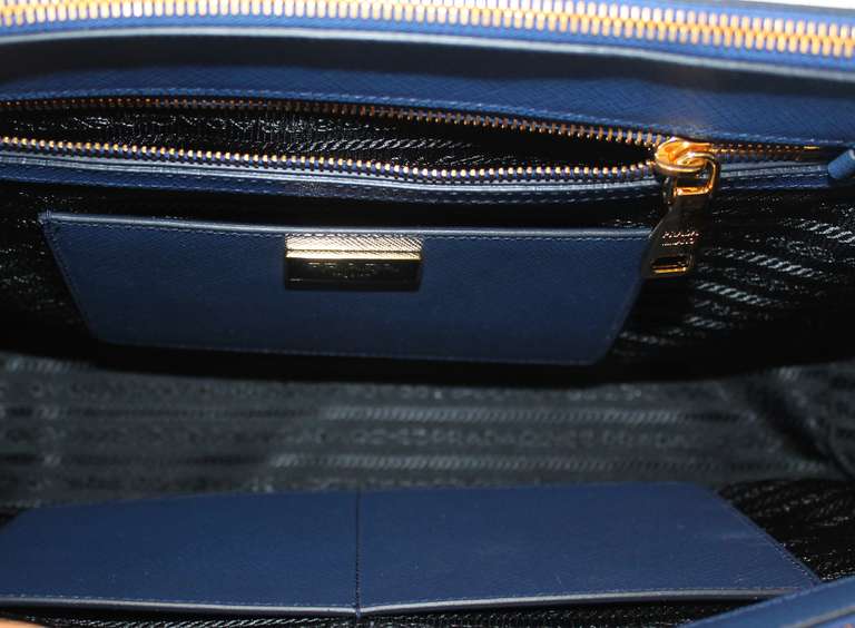 2013-  Prada Saffiano Double Zip Lux Tote with Strap in Bluette For Sale 1