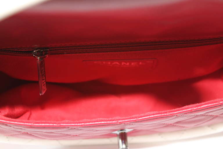 2013 - Chanel Runway Hula Hoop Bag in Lipstick Red 2