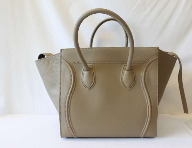 Women's 2013 - Celine Phantom Luggage Medium Tote Bag in Taupe For Sale