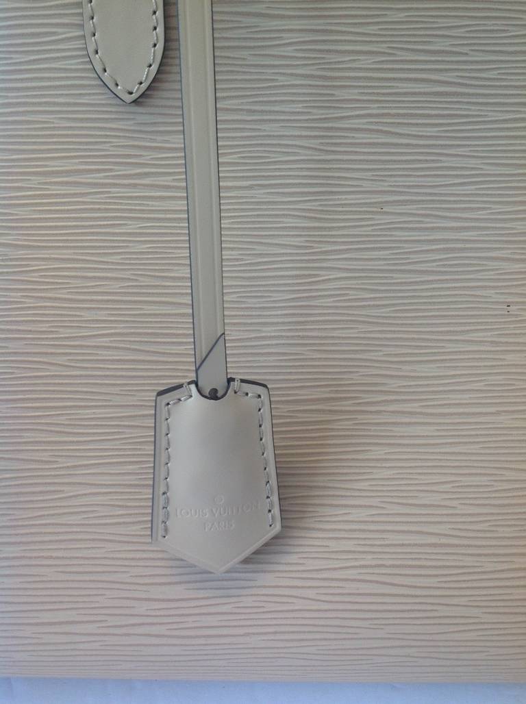 Women's Brand New 2014 Louis Vuitton Marly MM Epi Leather in Dune For Sale