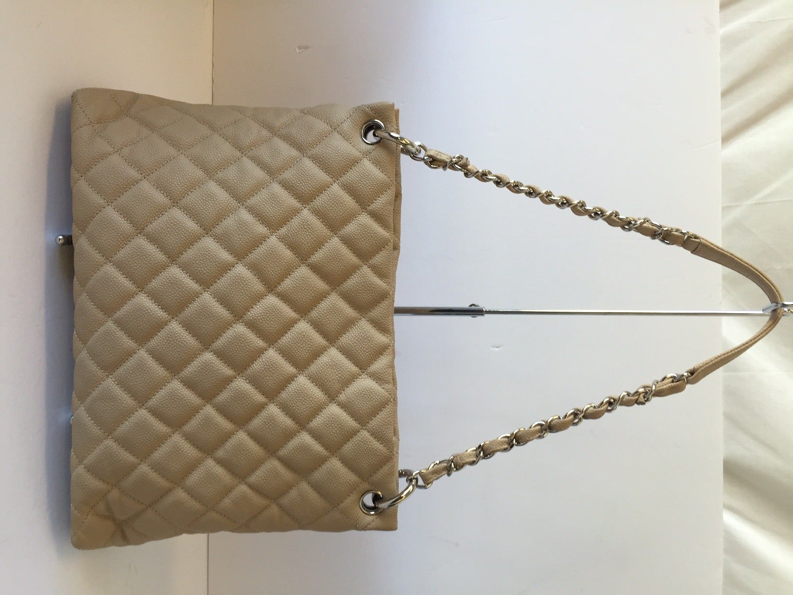Women's Chanel Beige Quilted Easy Caviar Tote For Sale